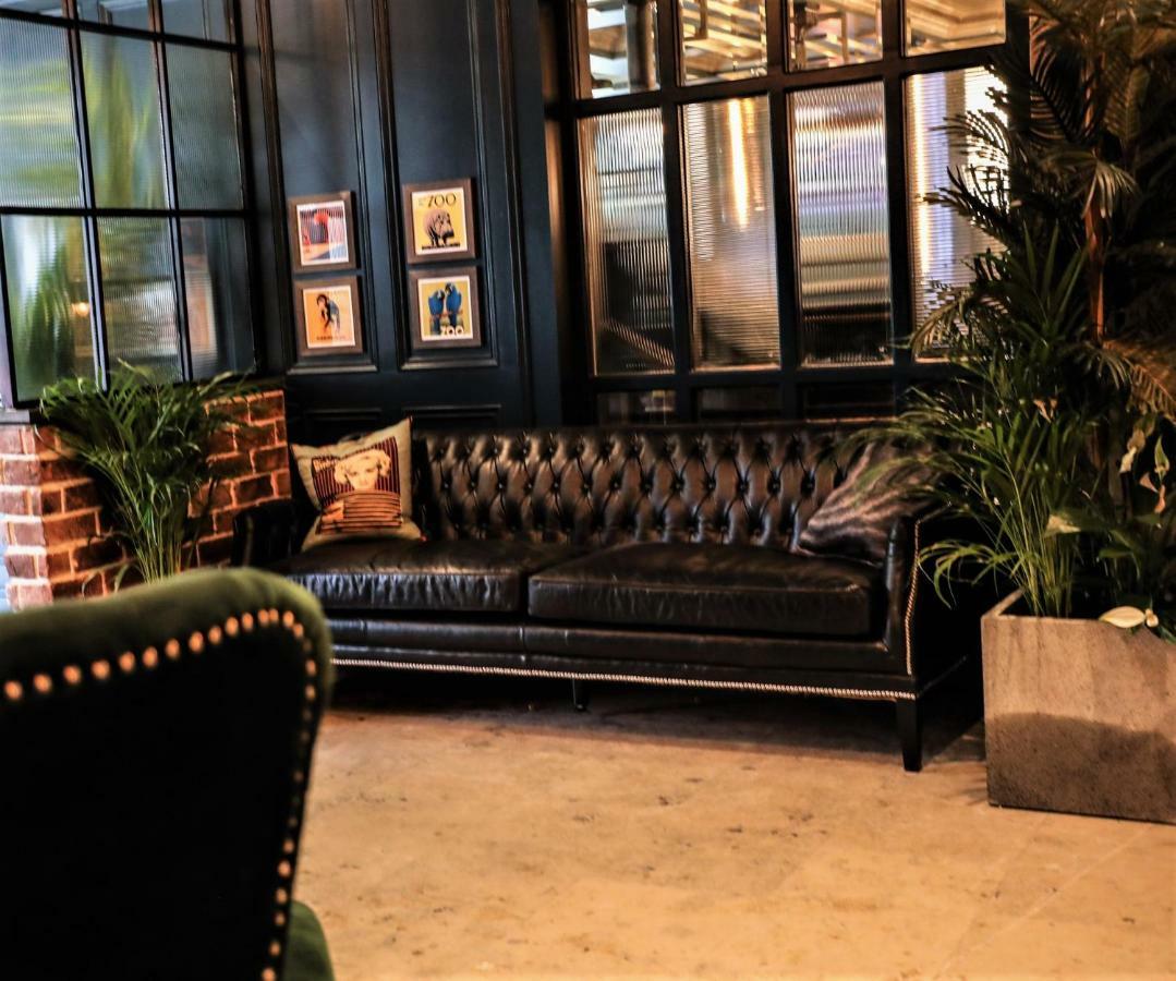 The Lansdowne Hotel Belfast Exteriör bild